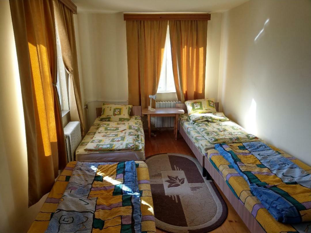 Lary Hostel سوتْشافا المظهر الخارجي الصورة